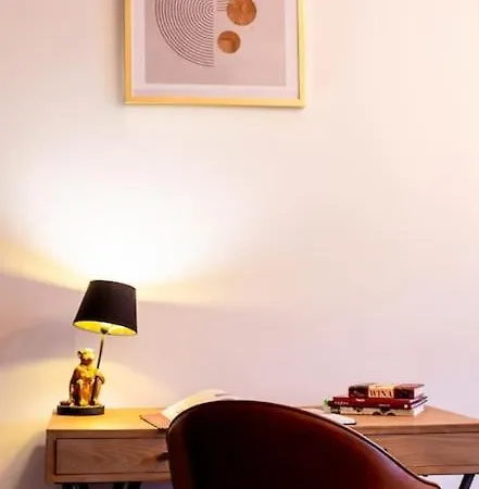 Modern, Elegant In The Heart Of Warsaw.