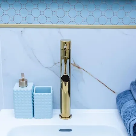 Modern, Elegant In The Heart Of Warsaw. *