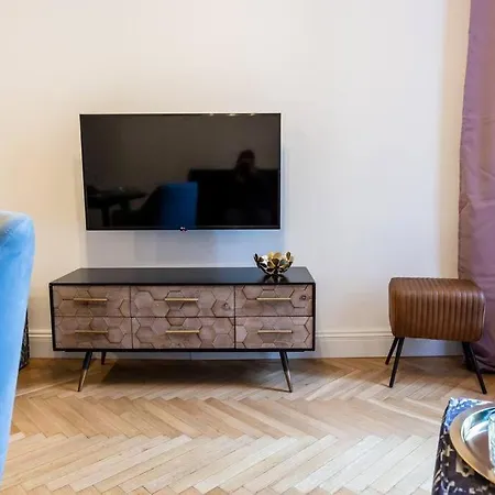 Modern, Elegant In The Heart Of Warsaw. Apartamento