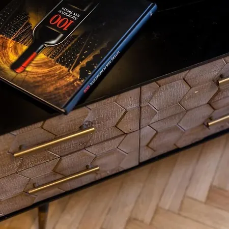 Modern, Elegant In The Heart Of Warsaw. アパート *