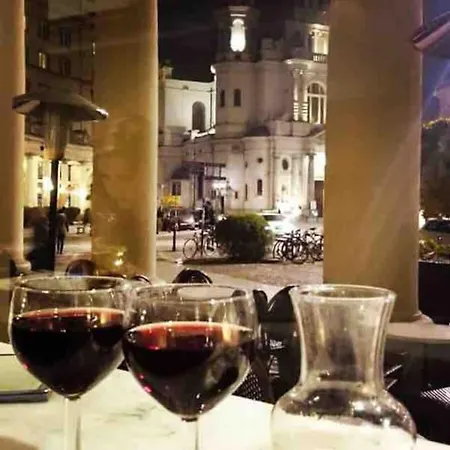 Modern, Elegant In The Heart Of Warsaw. * Varsovie