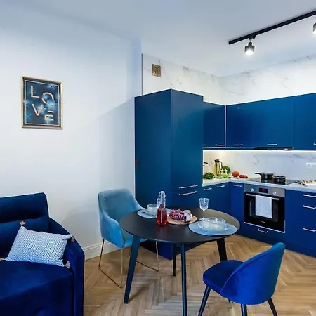 Modern, Elegant In The Heart Of Warsaw. * Varsovia