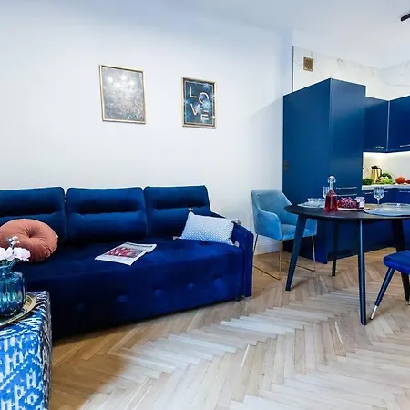 Modern, Elegant In The Heart Of Warsaw. アパート ワルシャワ
