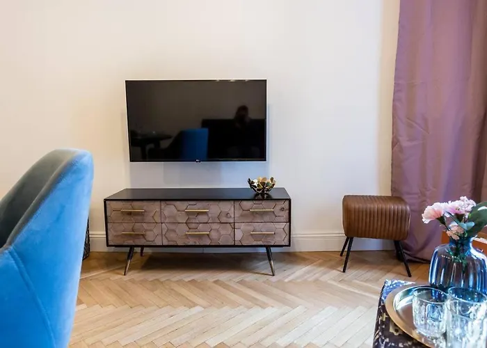 Modern, Elegant In The Heart Of Warsaw. Апартаменты