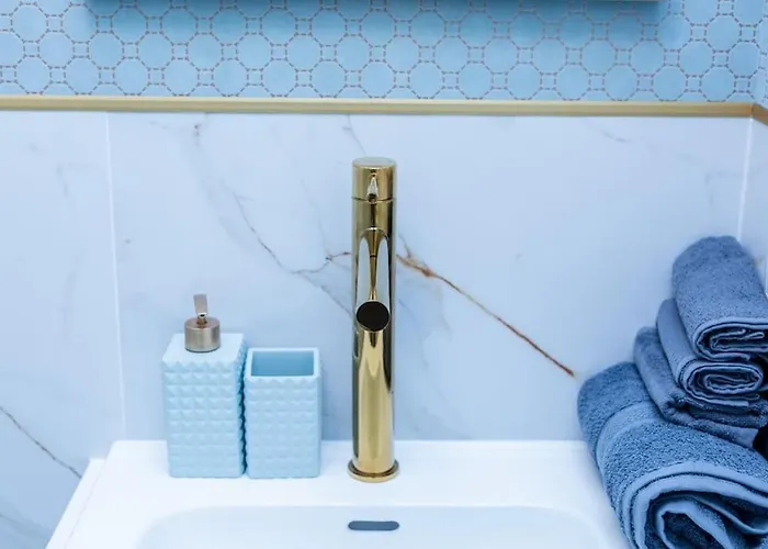 Modern, Elegant In The Heart Of Warsaw. *