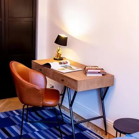 Modern, Elegant In The Heart Of Warsaw. Lägenhet