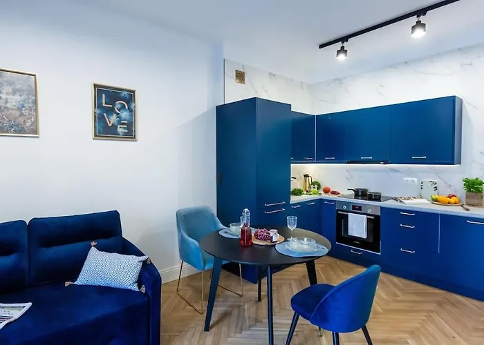 Modern, Elegant In The Heart Of Warsaw. * Varsovie